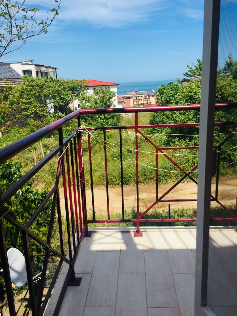 Апартамент под наем в Созопол вила "Sunny Hills"2 тераса  с изглед към морето